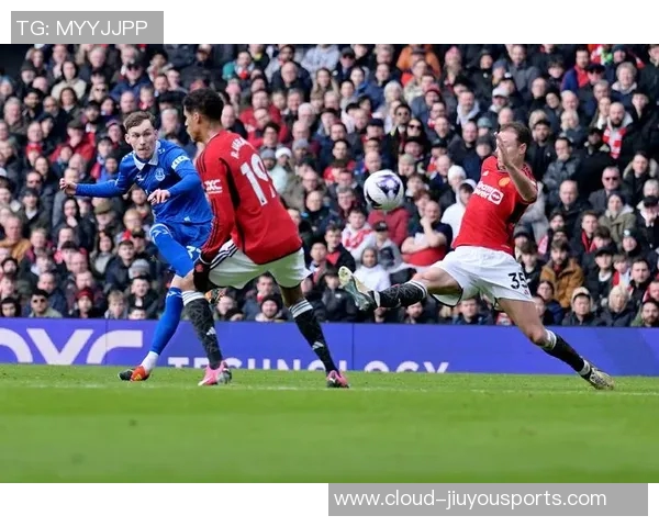 英超哈德斯与埃弗顿实力对比分析及赛季前景展望